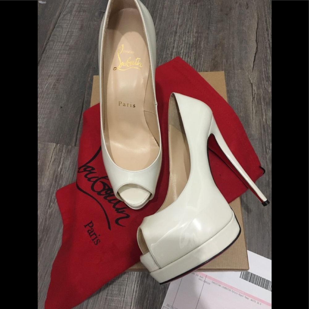 ❌SOLD on Ⓜ️ercari❌ CHRISTIAN LOUBOUTIN NWT